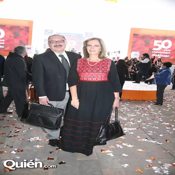 Carlos Madrid,Jannette Arriola