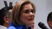 Maru Campos durante la conferencia de prensa en que declararon ganador a Esteban Villegas, candidato de Va X Durango.