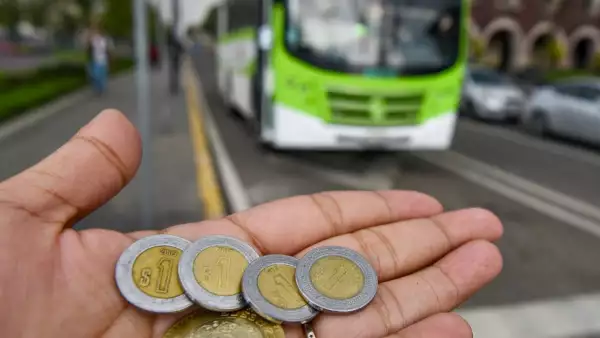 Cuánto de tu sueldo gastas en transporte público si vives en el Edomex y trabajas en CDMX tras aumento de precio