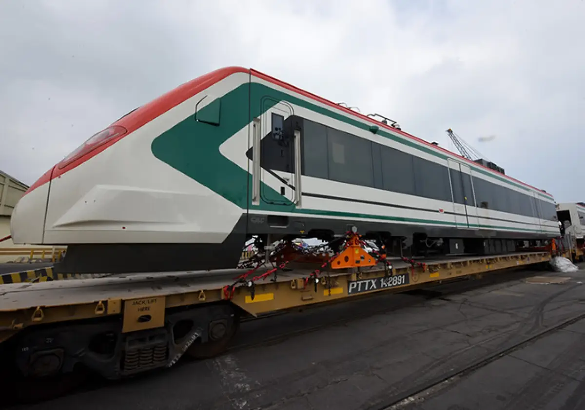 tren mexico toluca