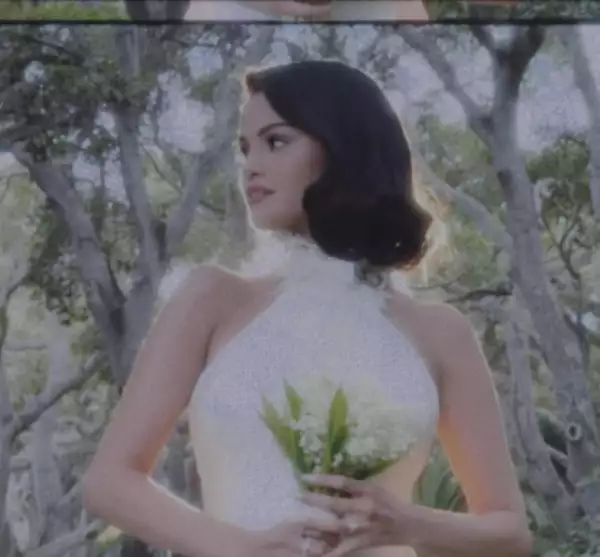 Look-boda-Selena-Gomez.jpg