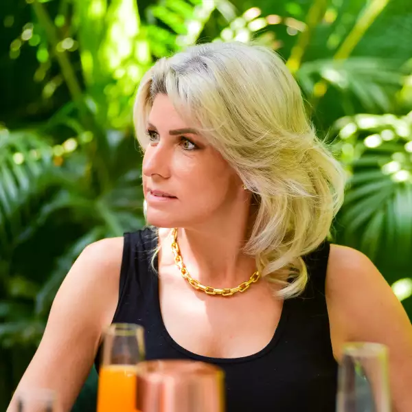 Brunch Juliet Aurel Kythe