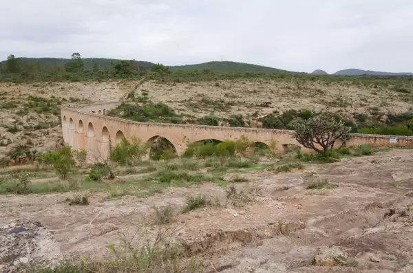 Arcos de San Jose Atlan Aqueduct, in El Saucillo Biopark, Huichapan, Hidalgo, Mexico