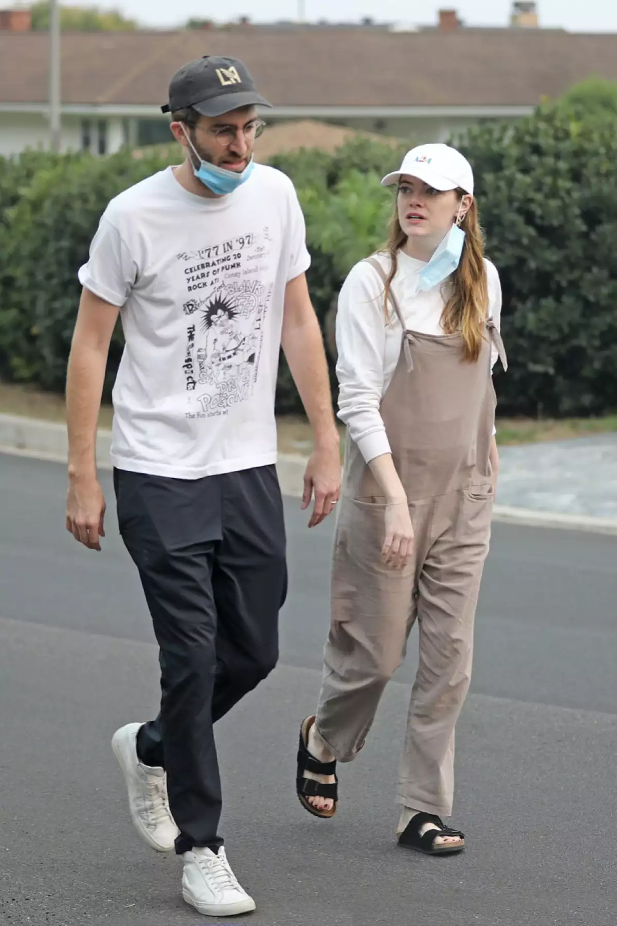 Dave McCary y Emma Stone