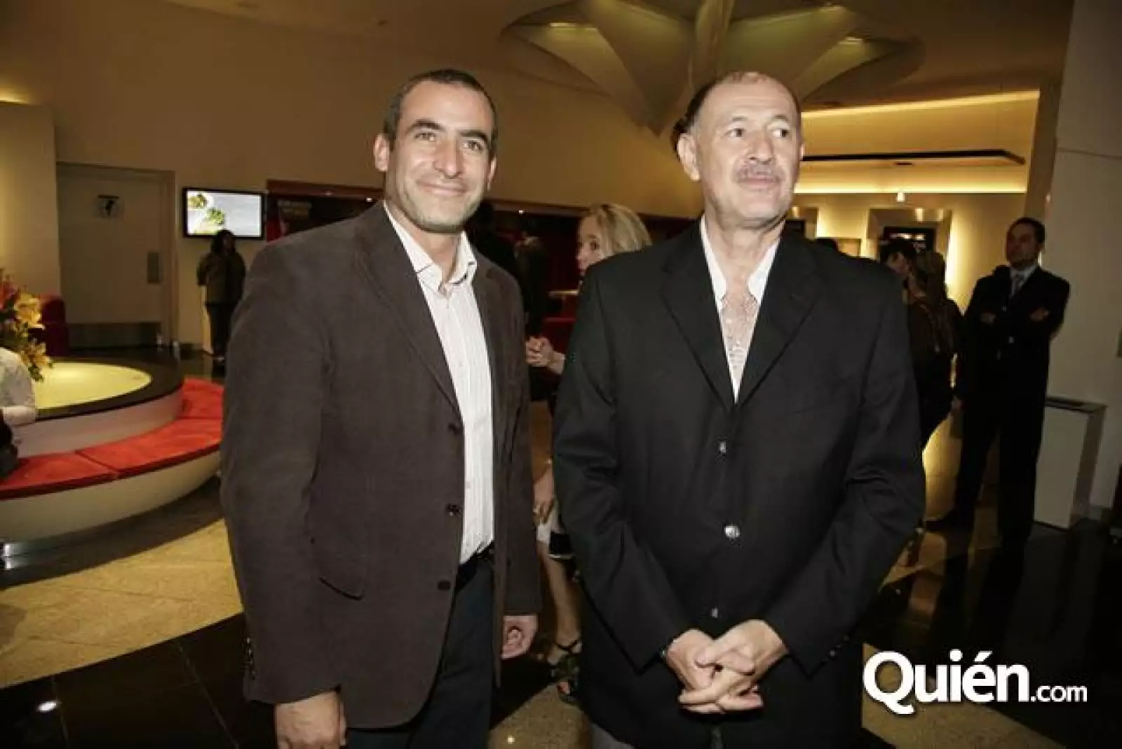 Presentación de Enemigos Íntimos