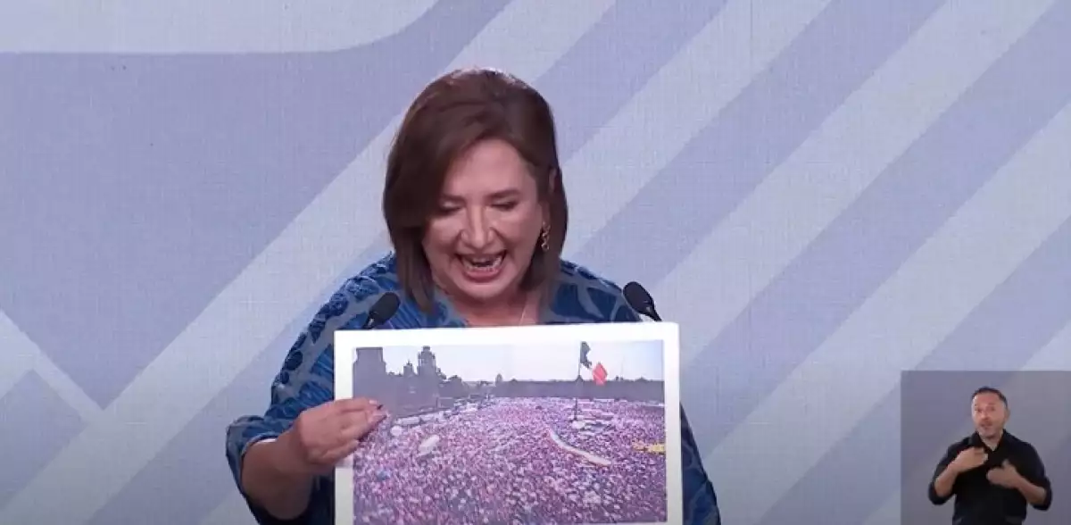 xochitl galvez marcha.jpg