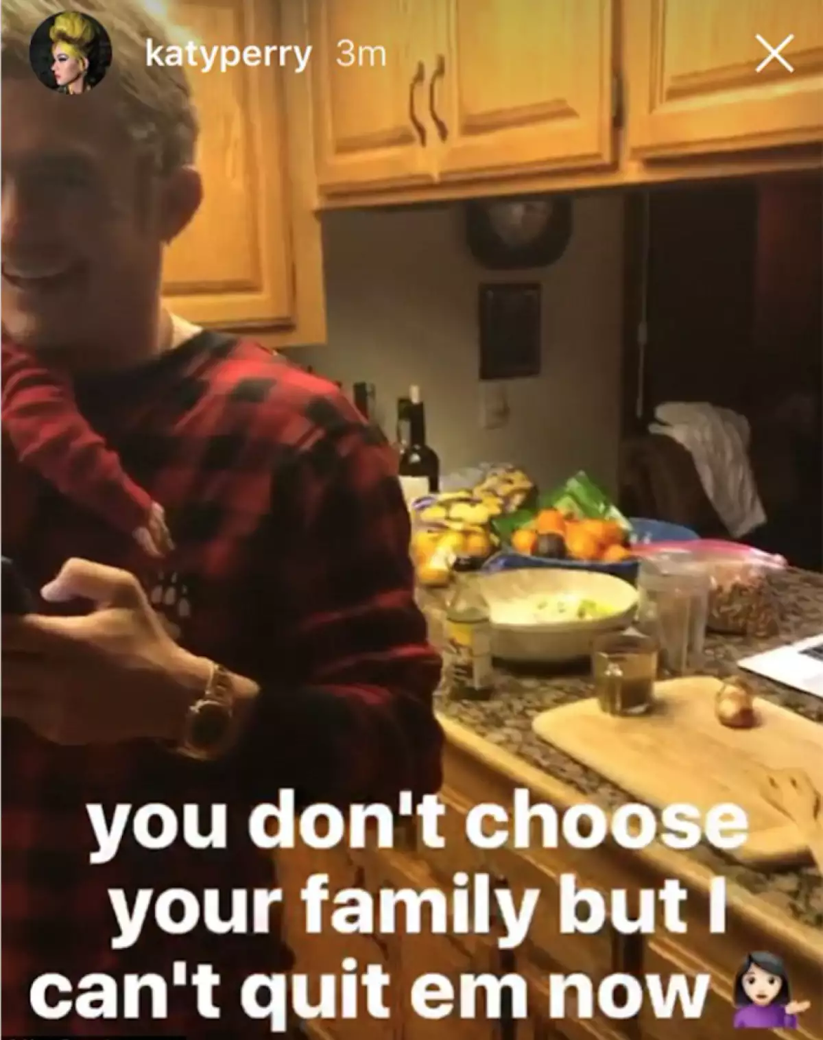 Orlando Bloom con pijama en thanksgiving