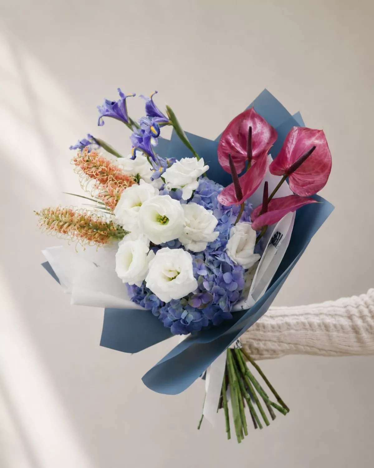 A bouquet made to stand out!.jpg