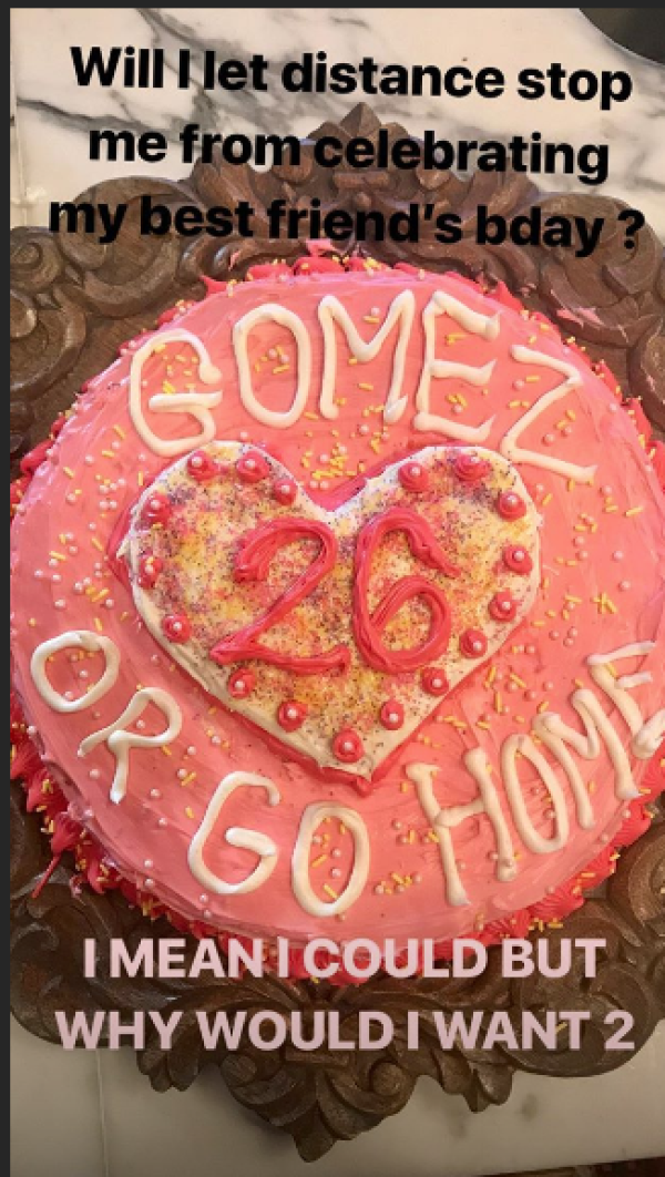 Pastel de Taylor para Selena