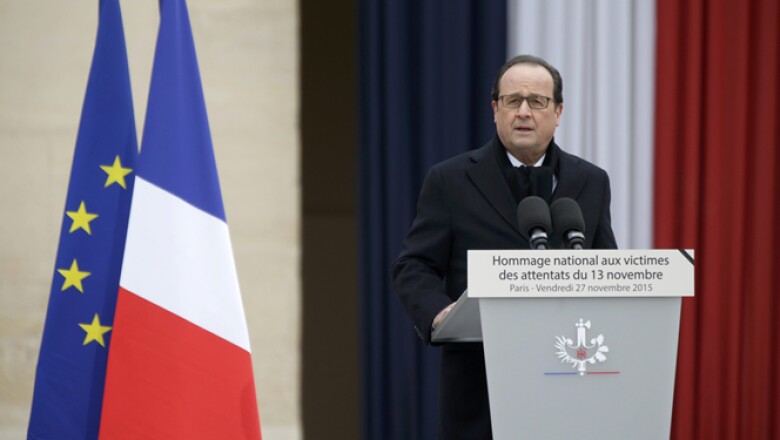 "Tras haber enterrado a los muertos, tendremos que reparar a los vivos", dijo el mandatario francés, Francois Hollande.