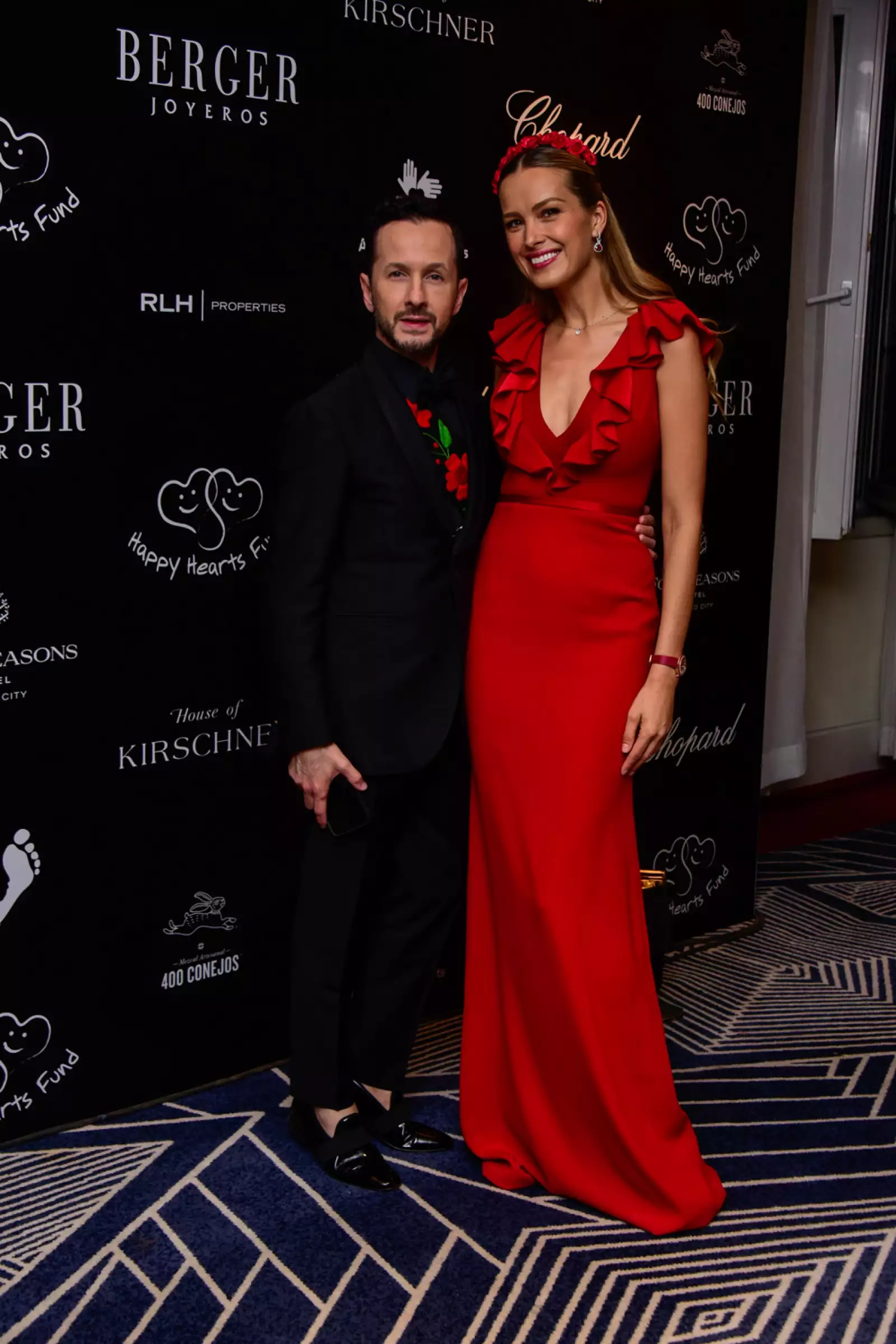 Oscar Madrazo y Petra Nemcova.jpg