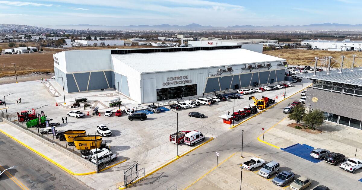 Cuauhtémoc Şehri modern bir kongre merkezi açıyor