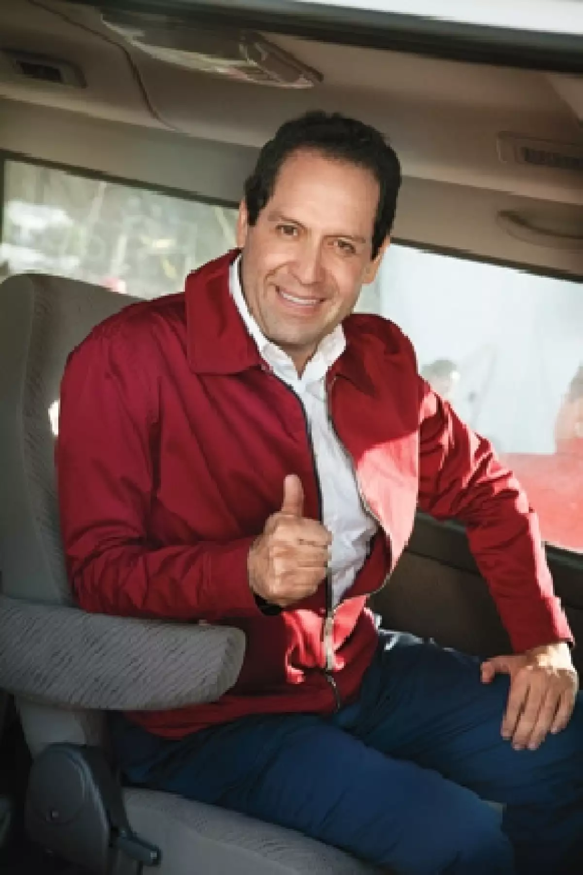 El ex alcalde de Ecatepec habla de su familia, sus aspiraciones políticas y la razón por la que fue elegido para encabezar la candidatura del PRI a la gubernatura.