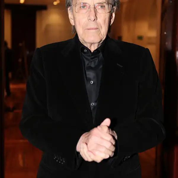 Teodoro González de León