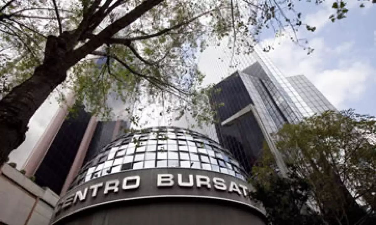 Contrario a la baja en la Bolsa mexicana, el peso se aprecia. (Foto: Notimex)
