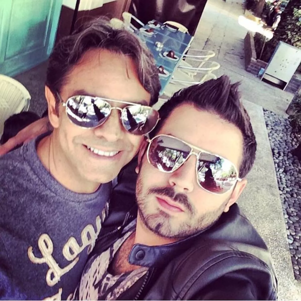 Alessandra fue una de las primeras en felicitarlo a nombre de Aitana, pero también José Eduardo, con una selfie de ambos.