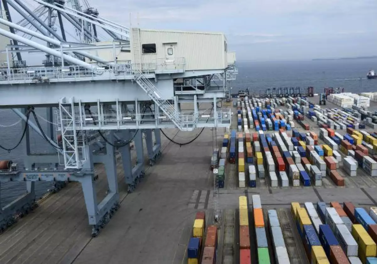 Plataforma log�stica