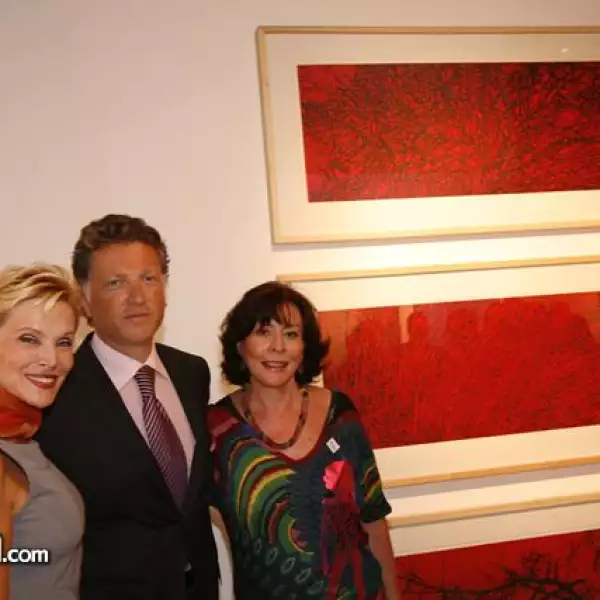Raquel Bessudo,Elias Sacal,María amporo Carrillo