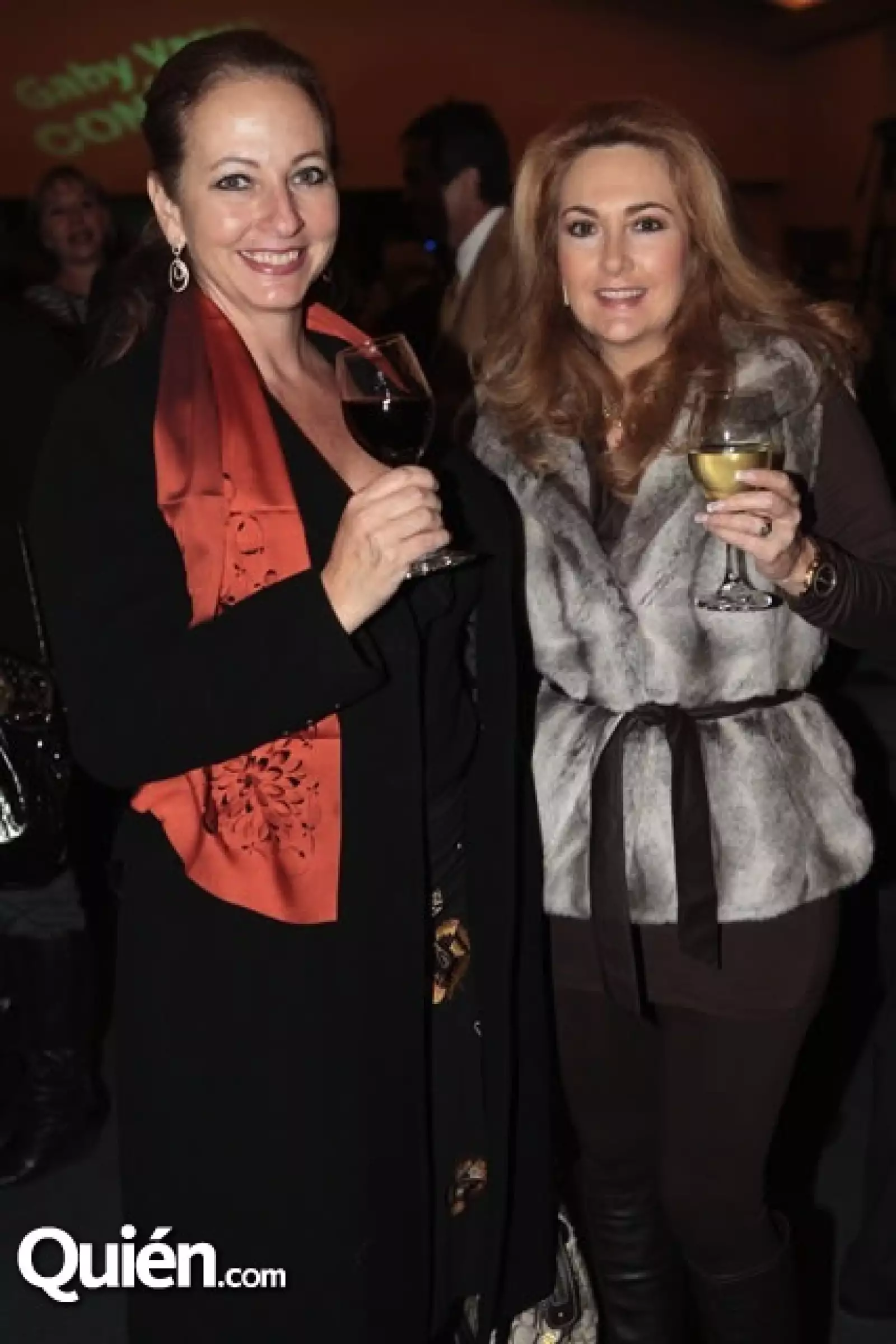 Elena Torres,Monique Tardai