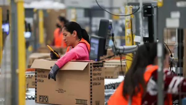 La iniciativa privada, en aerta por caída del empleo formal en México