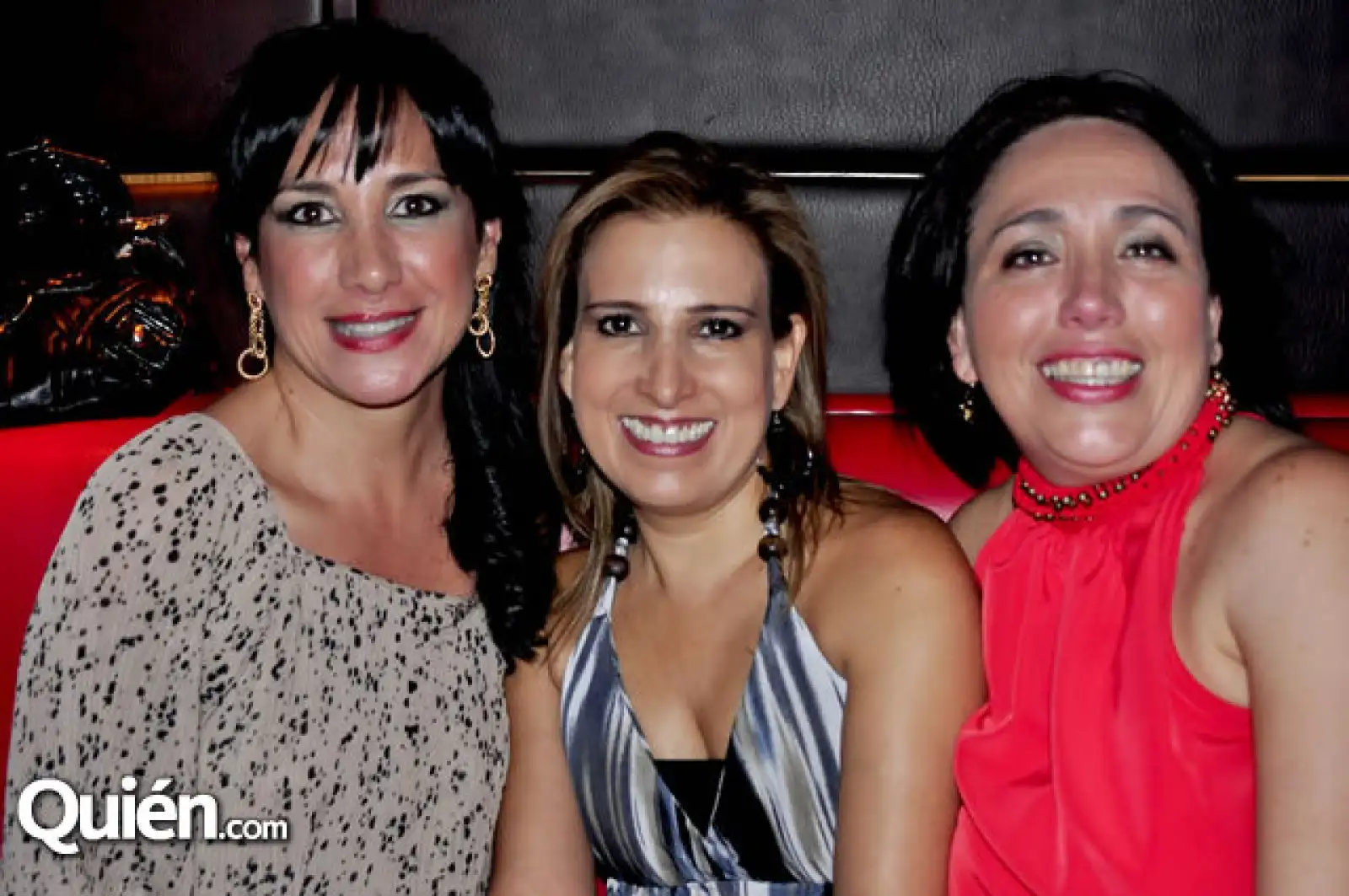 Mónica Manautou, Claudia Covas y Laura Bernaldes