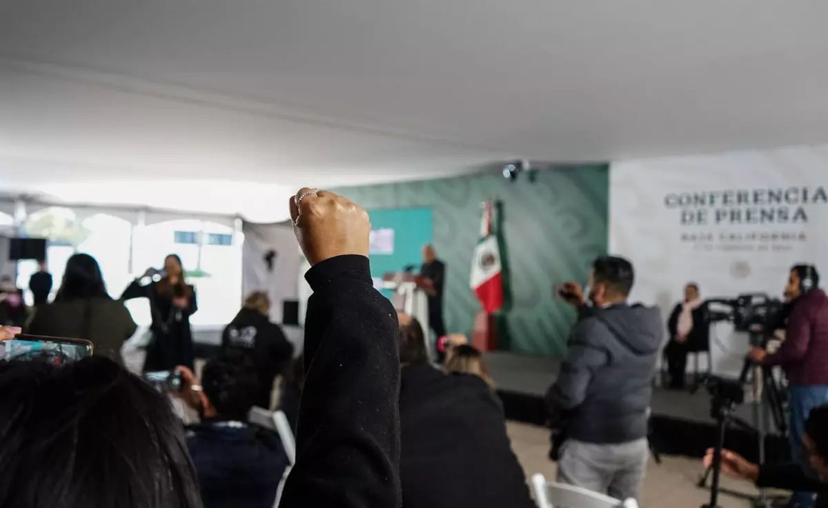 (Periodistas protestaron durante la conferencia del Presidente Andrés Manuel López Obrador en Tijuana en donde pasaron lista de los periodistas asesinados en lo que va del 2022)
