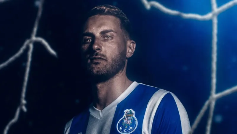 santi gimenez debut porto .png