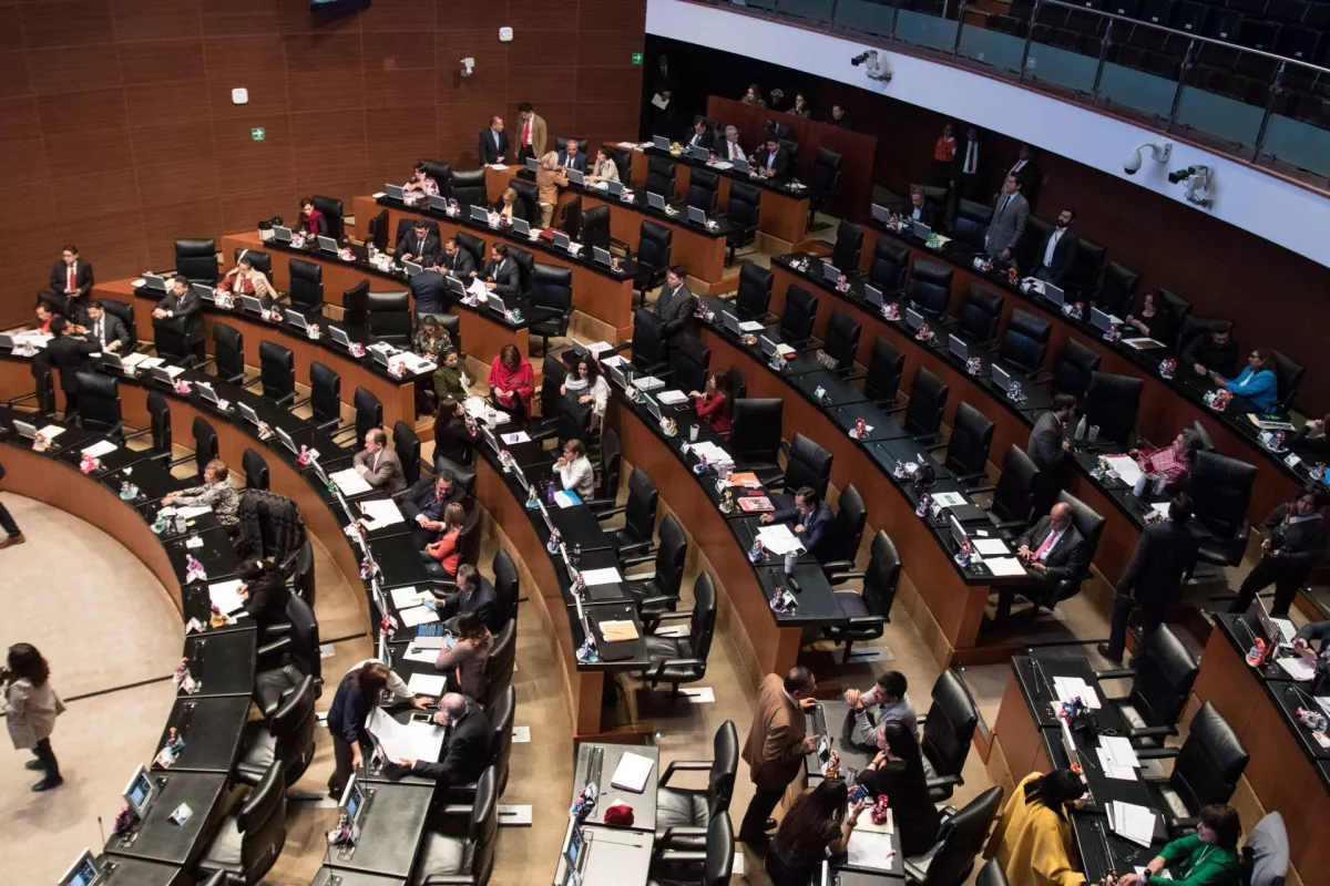 Recinto de la Cámara de Senadores, semi vacío