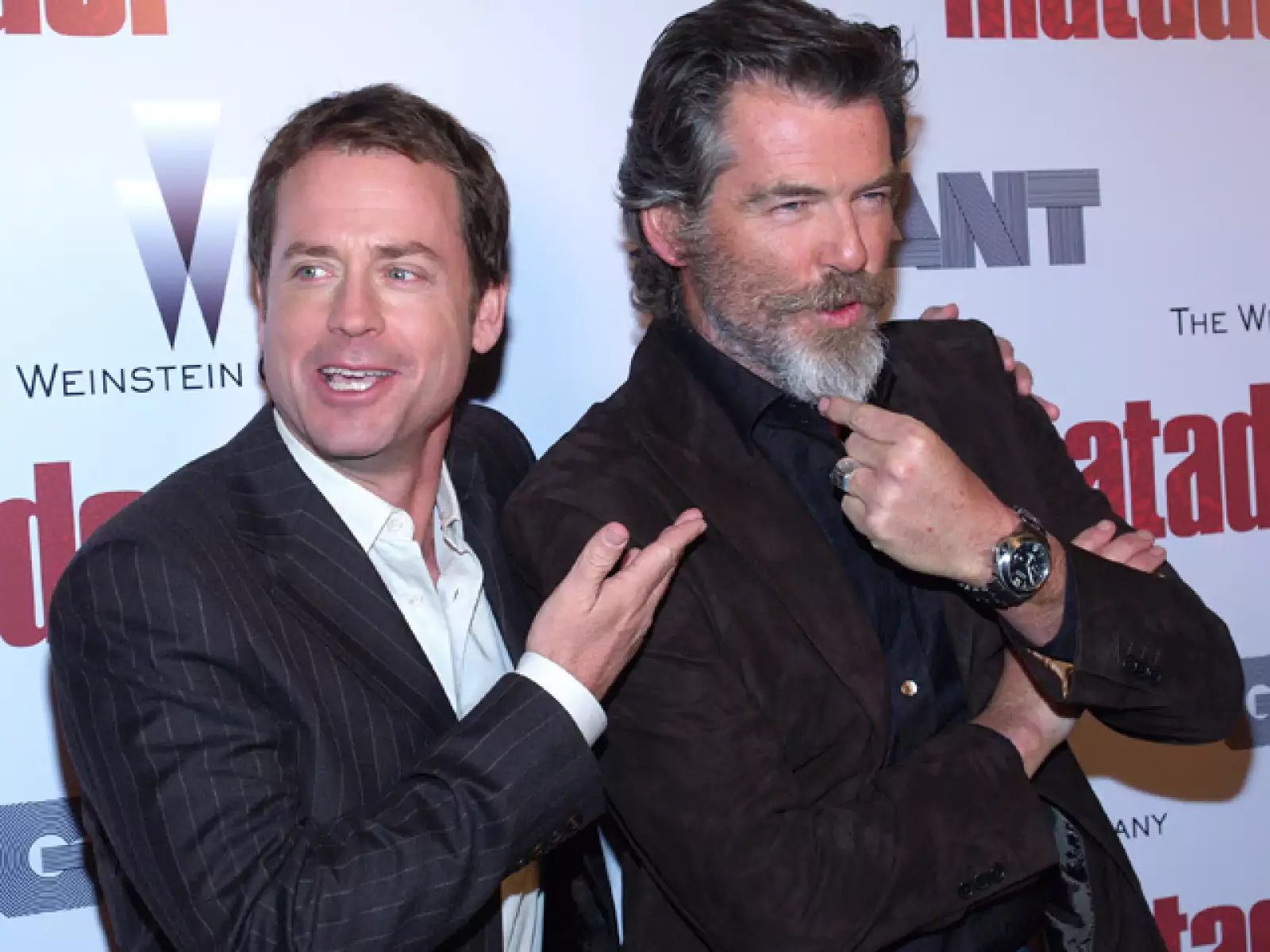 Pierce Brosnan posee el modelo Luminor Power Reserve.