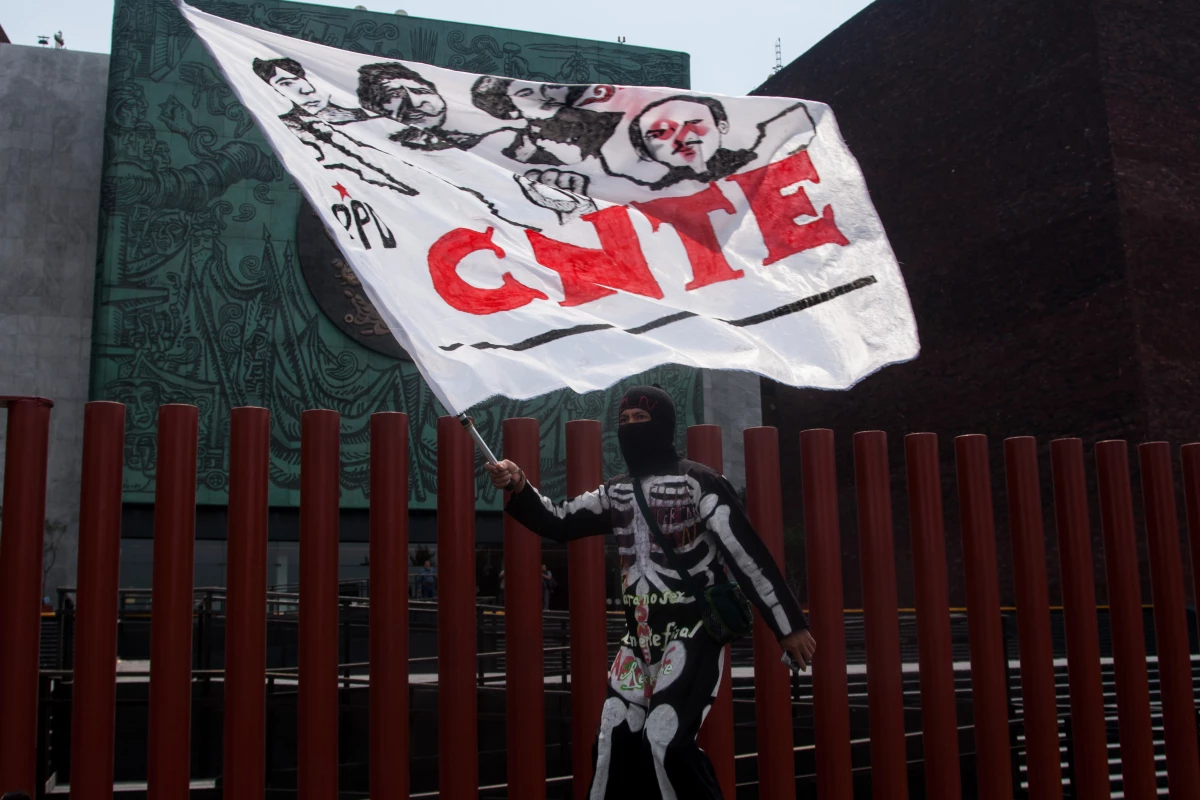 Protesta_CNTE_Diputados-5_2.jpg