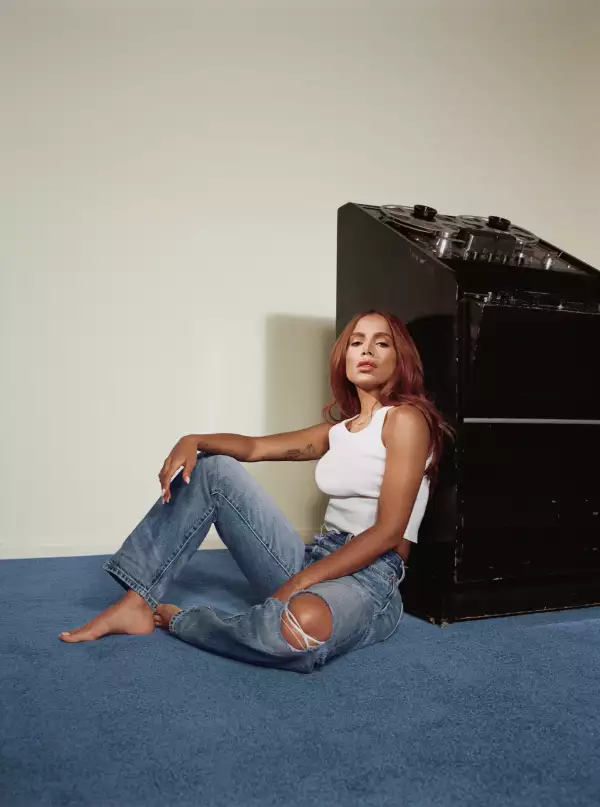 ANITTA x LEVI'S 501 CAMPAIGN3.jpg