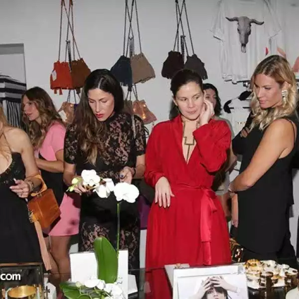 Stefani De La O,Erika Saylor,Mónica Sordo y Serena Bassil