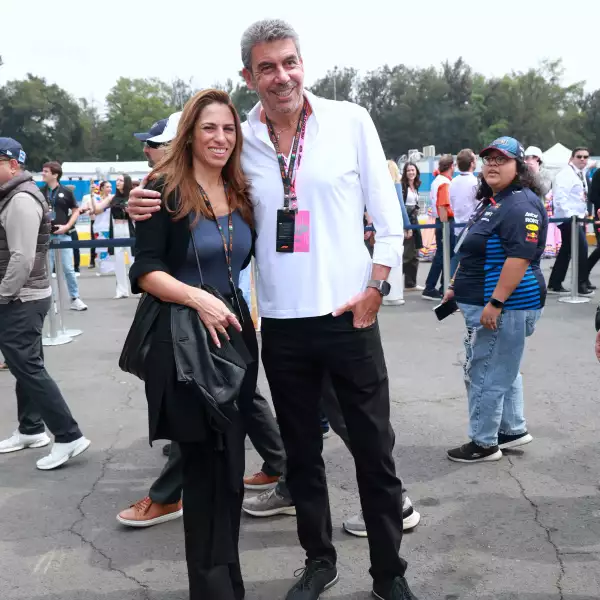 Johanna Slim Domit y Arturo Elías Ayub