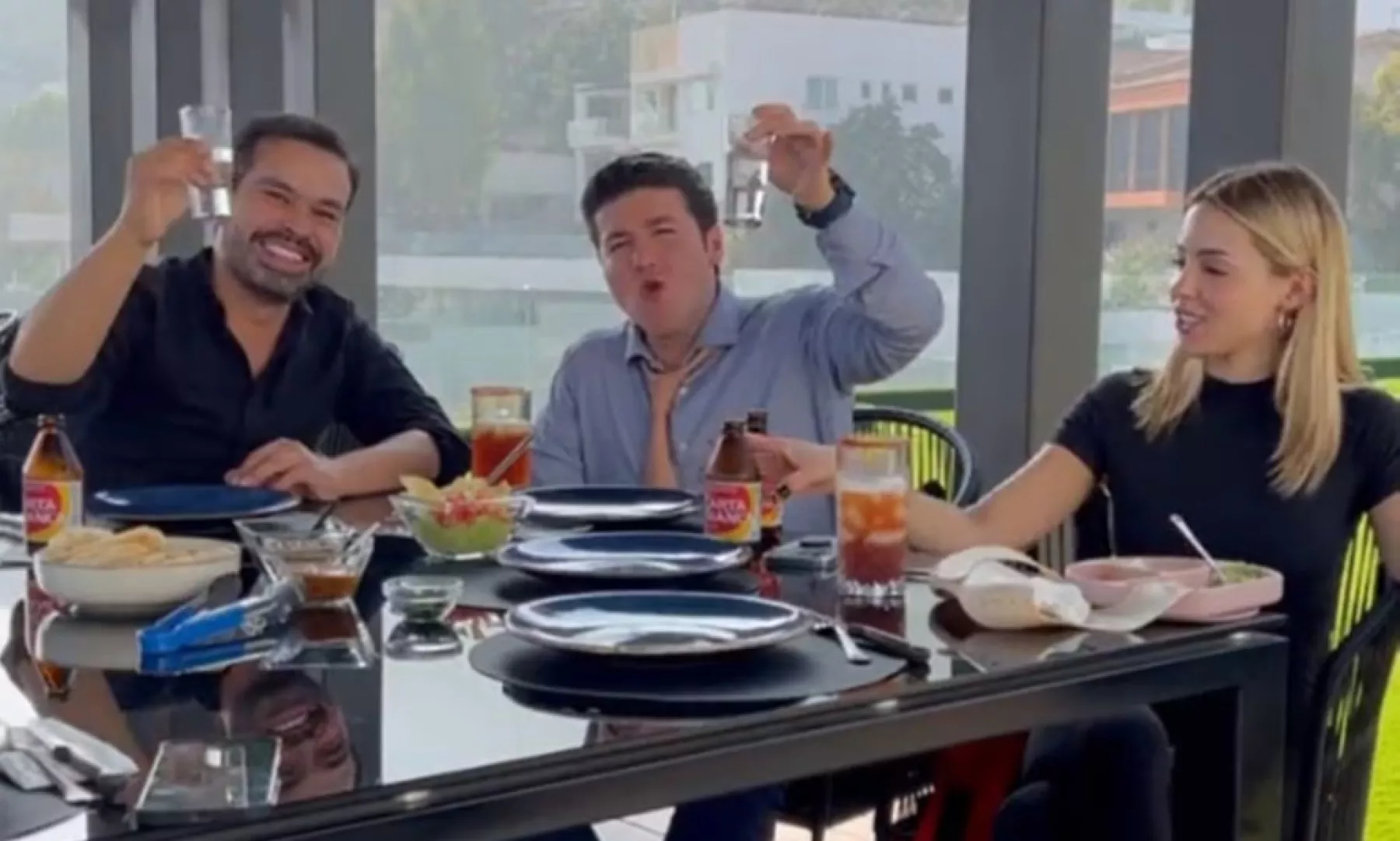 ¿Samuel García viola la ley por protagonizar spot con Álvarez Máynez de MC?