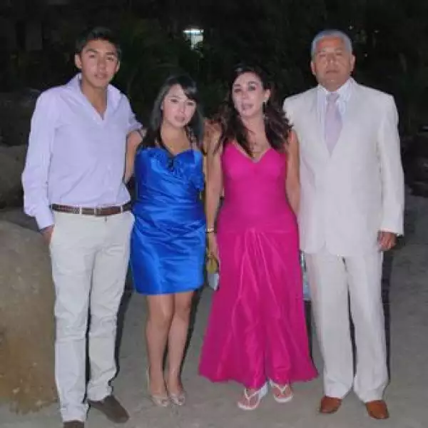 Eduardo,Magdalena,Itzia y Jorge Pérez Torres