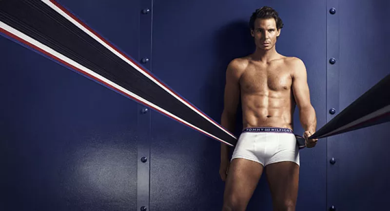 Es definitivo, amamos a Nadal, a Tommy y la nueva campaña de la firma, donde lo clásico se reinventa una vez más. Entérate de todos los detalles aquí.