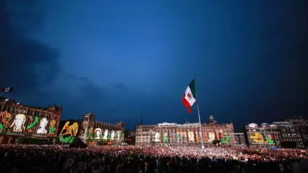¿A qué hora es el Grito de Independencia y dónde ver a Claudia Sheinbaum en vivo?