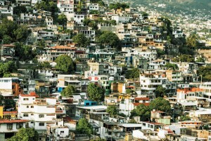 Más allá de la bahía.