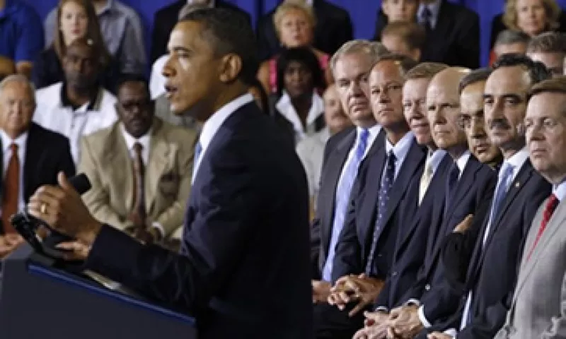 El acuerdo entre Obama y el sector automotriz comprometió a las empresas a crear automóviles que gasten menos gasolina. (Foto: Reuters)