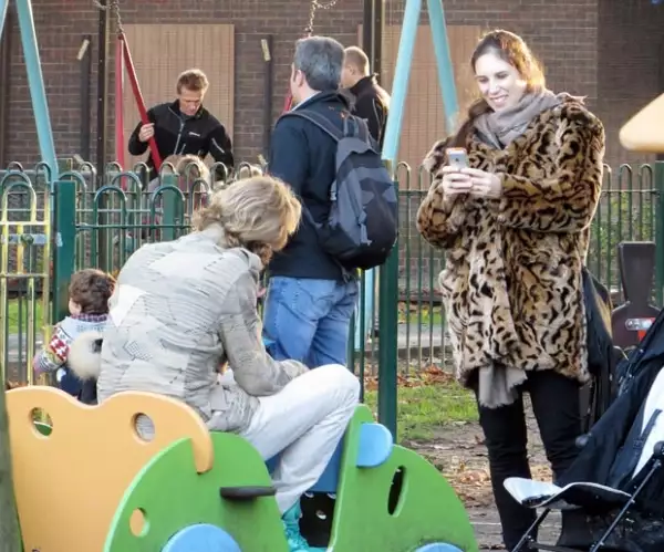 La familia real reciben las vísperas del invierno con ropa casual y abrigadora.