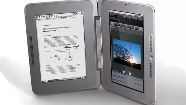 El lector de libros digitales, Edge, de la compañía Entourage cuenta con doble pantalla de 10 pulgadas, en una podrás ver el documento en blanco y negro, en la otra podrás desplegar gráficos o páginas de Internet. Tendrá un precio estimado de 500 dólares.