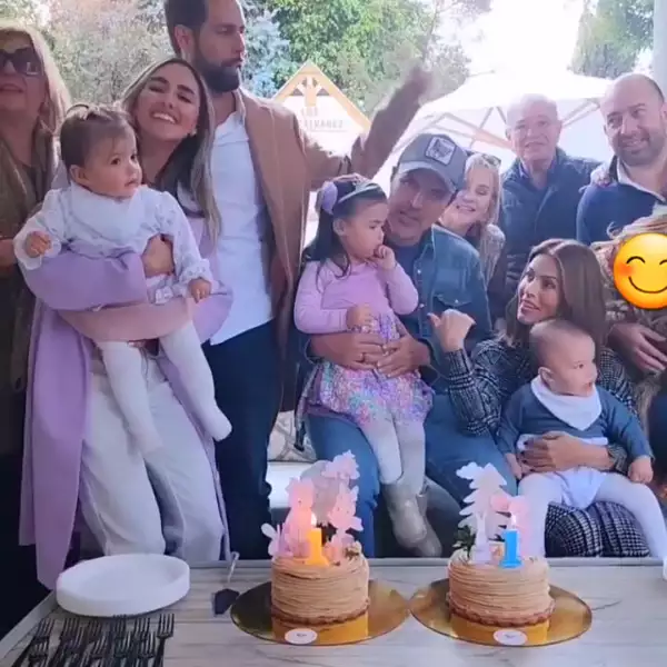 Clío y Billy mellizos de Claudia Álvarez cumplieron un año fiesta fotos