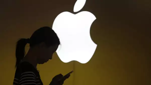 Un documento muestra que Apple es ahora el principal accionista de la firma alemana. (Foto: Reuters )