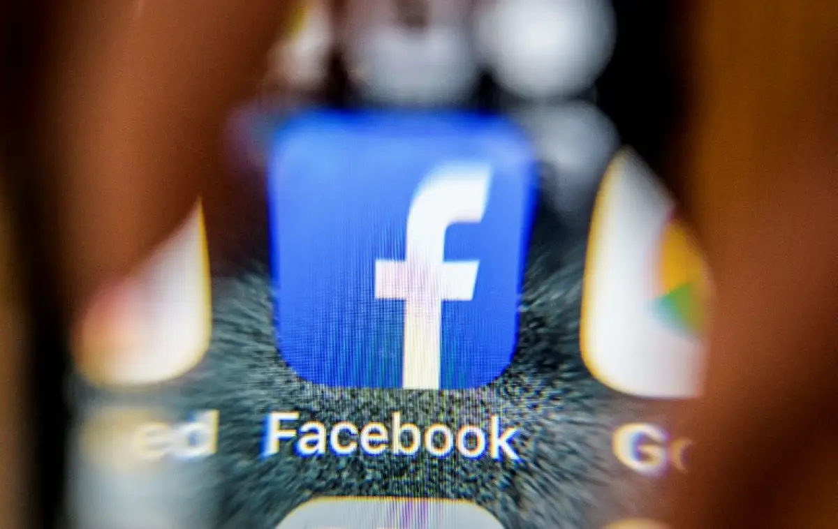 Adiós Facebook