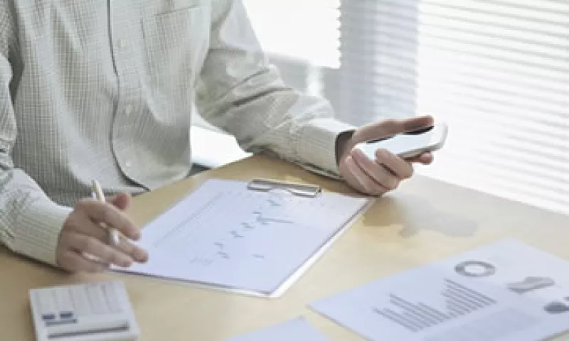 De no presentar las pruebas necesarias, el SAT notificará la resolución a los contribuyentes. (Foto: Getty Images)