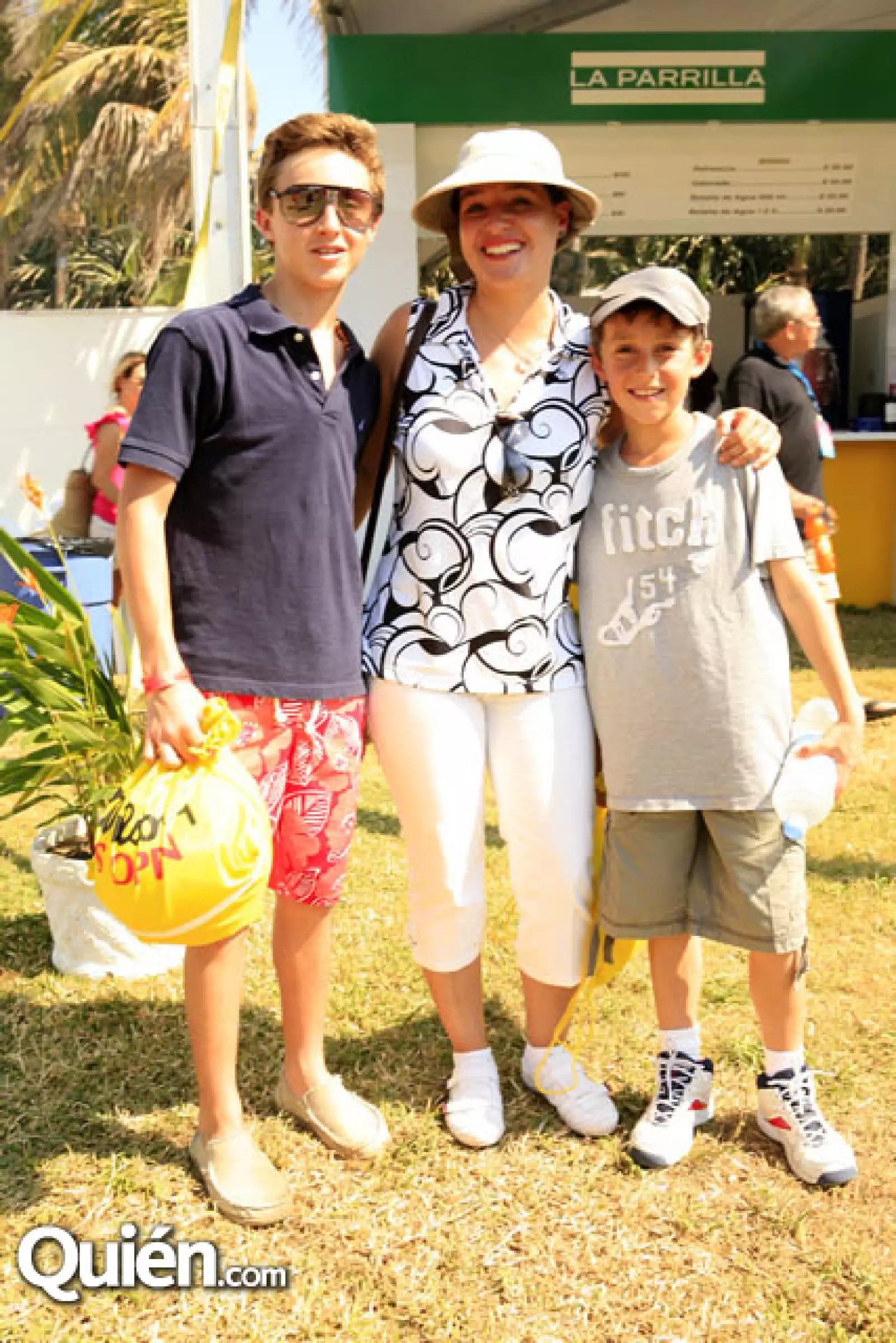 Roberto Morales,Mónica Cervantes,Rodrigo Morales