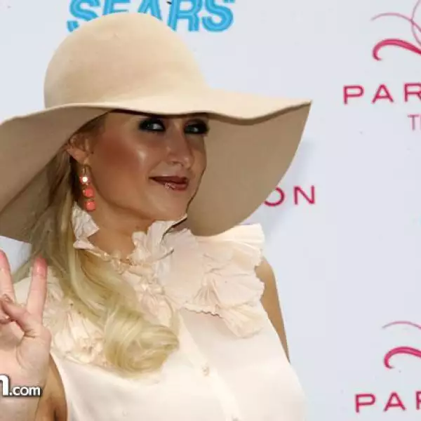 Paris Hilton en Conferencia de Prensa en el Hotel Distrito Capital