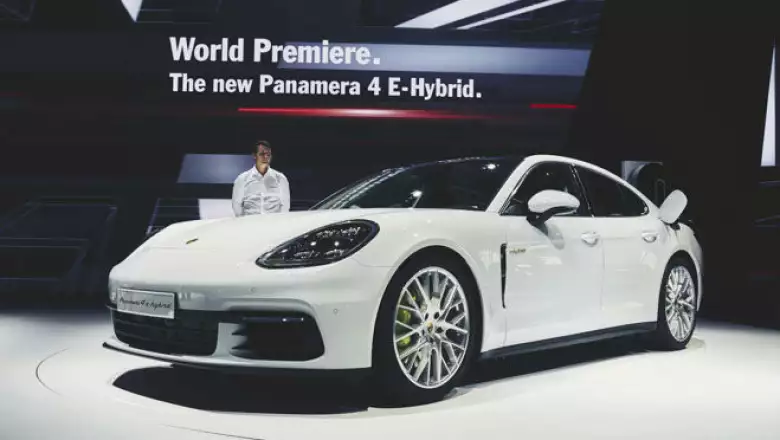 Porsche Panamera 4E