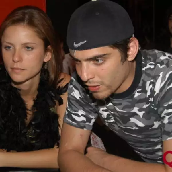 Maya Acosta, Antonio Córdoba