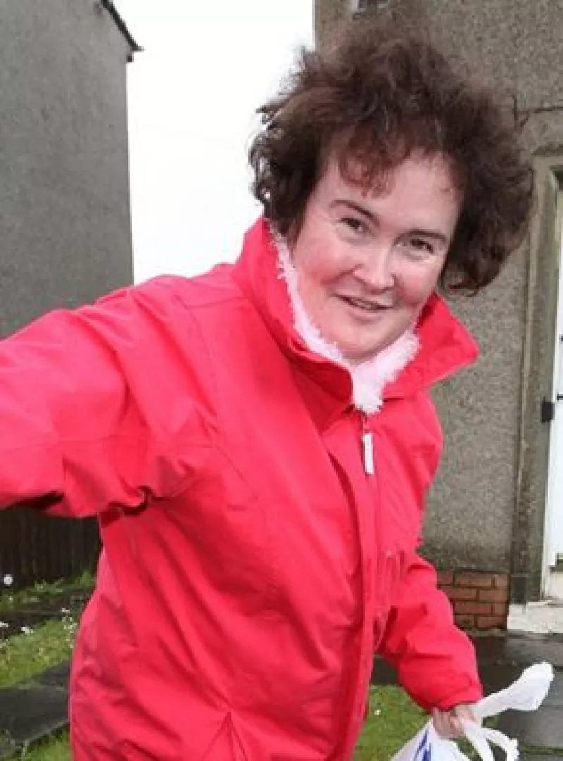 La concursante de Britain´s Got Talent tuvo que rechazar la invitación por políticas del show.